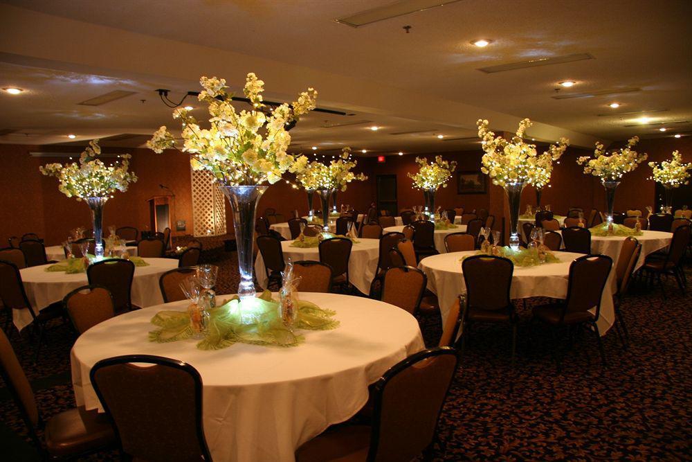 The Stone Castle Hotel & Conference Center Μπράνσον Εξωτερικό φωτογραφία